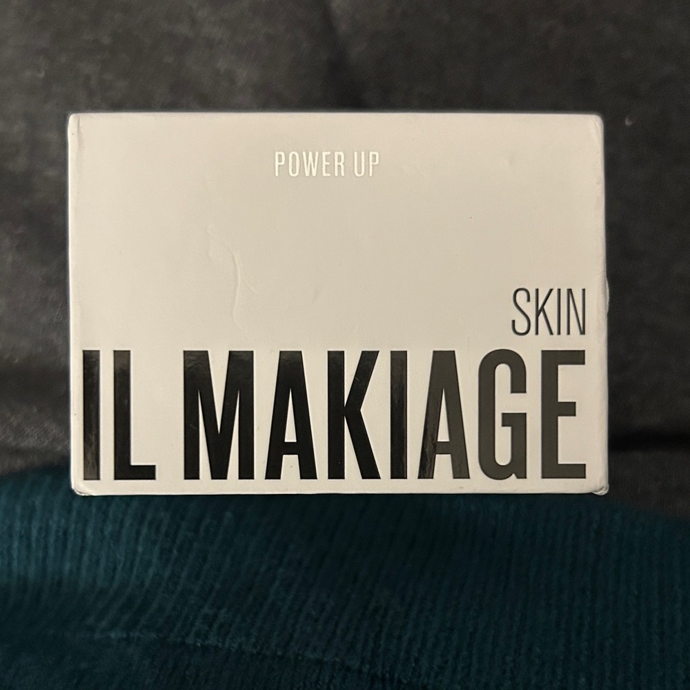 IL MAKIAGE Power Up sealed